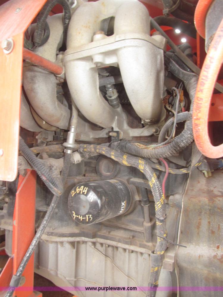 image for item E7338 2001 Snorkel TB60 boom lift