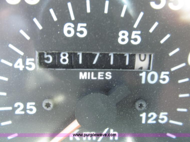 image for item F7149 1990 Mack CH612 semi truck