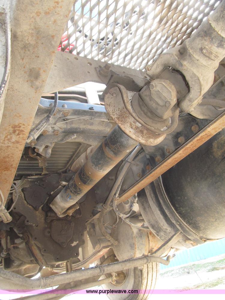 image for item F7149 1990 Mack CH612 semi truck