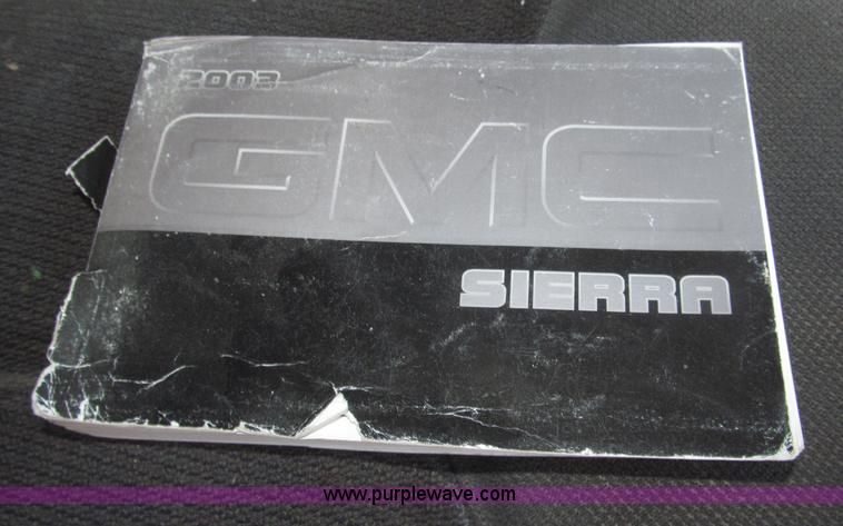 image for item F7161 2003 GMC Sierra 3500 Crew Cab utility truck