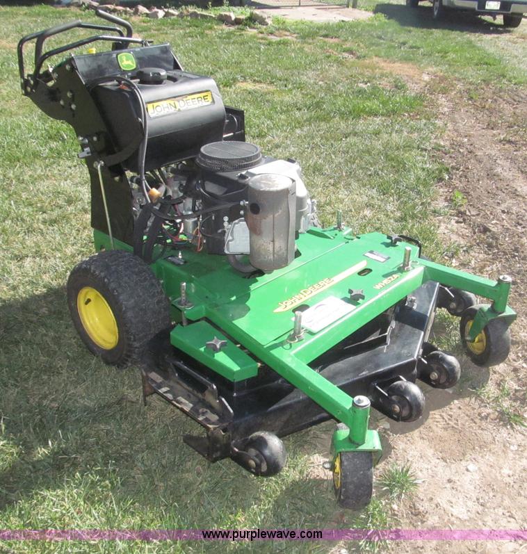 image for item F7163 John Deere WH52A lawn mower