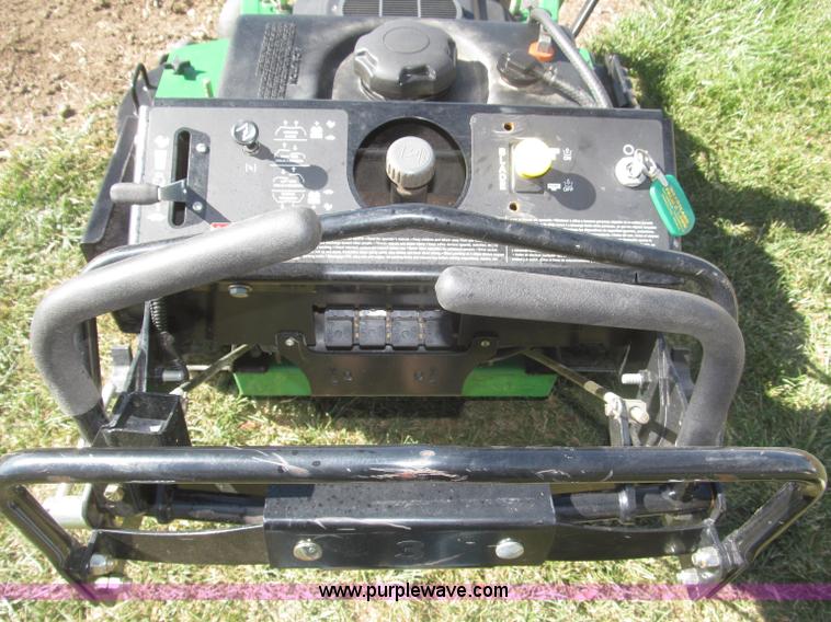 image for item F7163 John Deere WH52A lawn mower