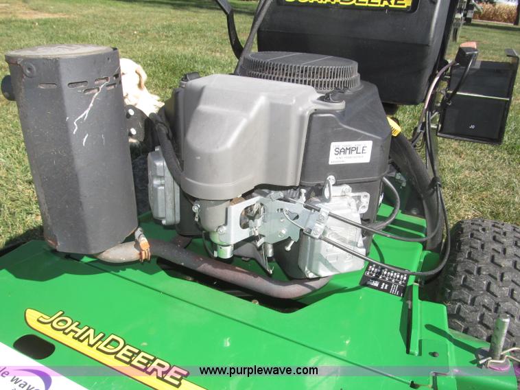 image for item F7163 John Deere WH52A lawn mower