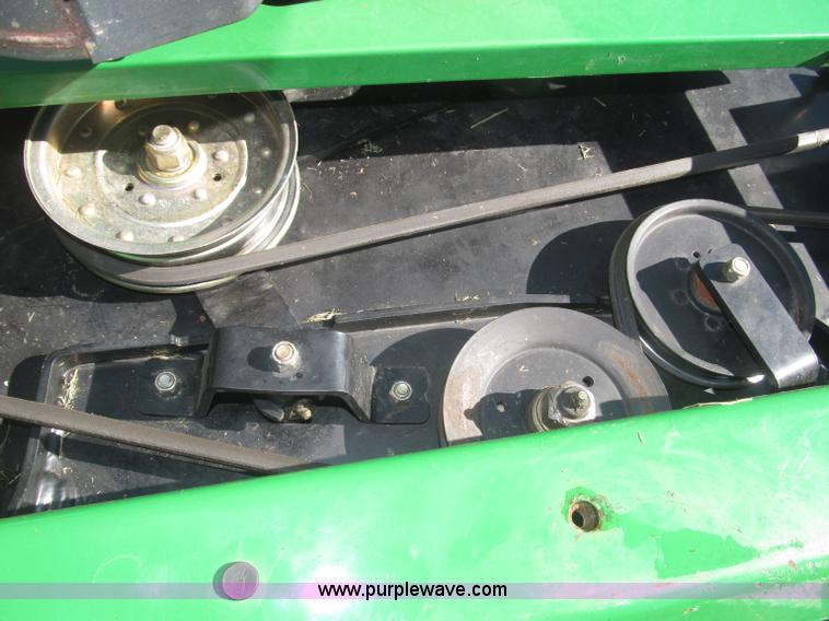 image for item F7163 John Deere WH52A lawn mower