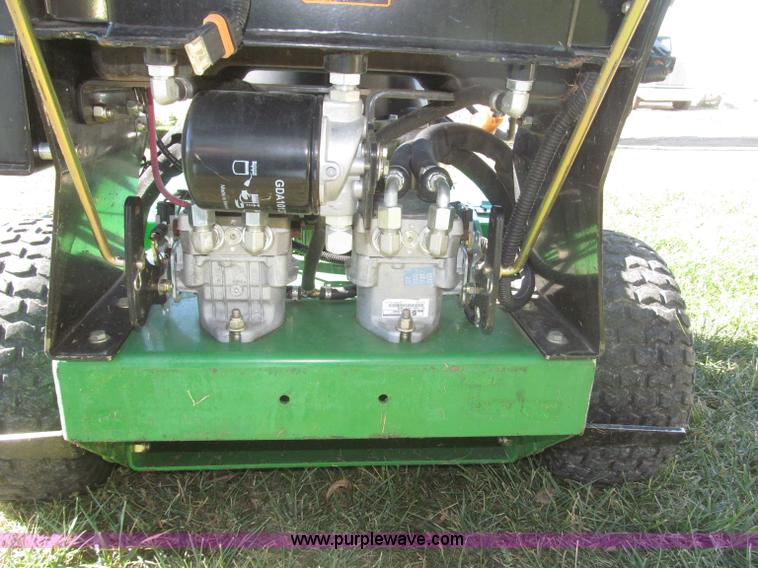 image for item F7163 John Deere WH52A lawn mower