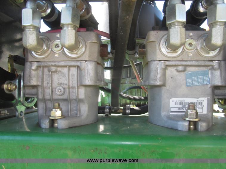 image for item F7163 John Deere WH52A lawn mower