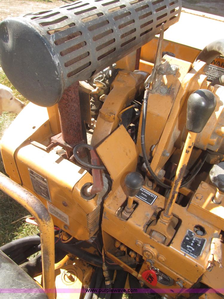 image for item F7164 Case Davis Mini Sneaker articulated vibratory plow