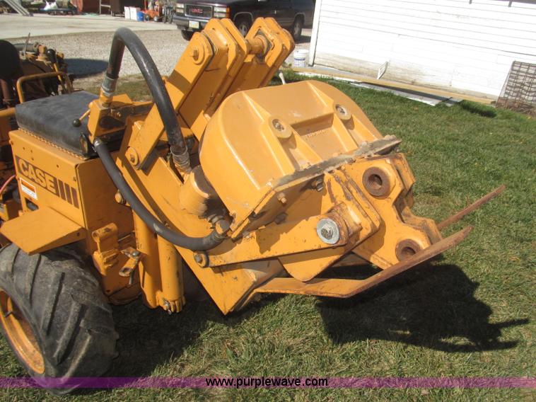 image for item F7164 Case Davis Mini Sneaker articulated vibratory plow