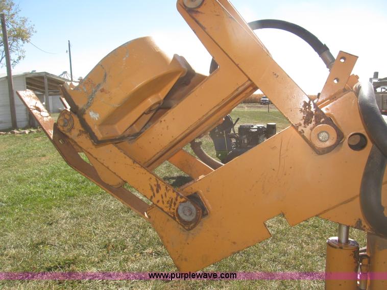 image for item F7164 Case Davis Mini Sneaker articulated vibratory plow