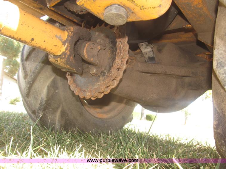 image for item F7164 Case Davis Mini Sneaker articulated vibratory plow