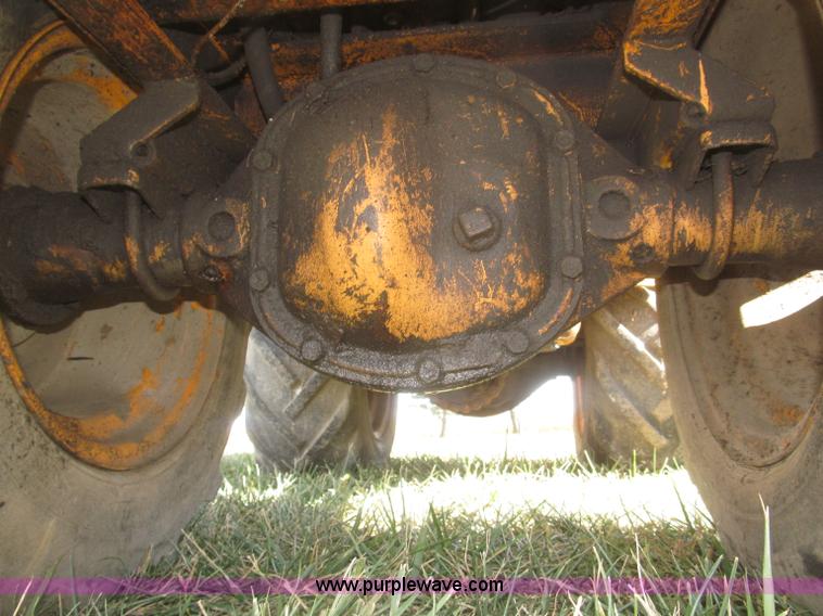 image for item F7164 Case Davis Mini Sneaker articulated vibratory plow