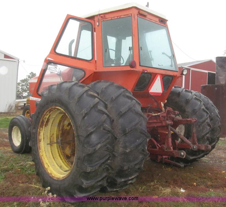 image for item F7180 Allis Chalmers AC7000 tractor