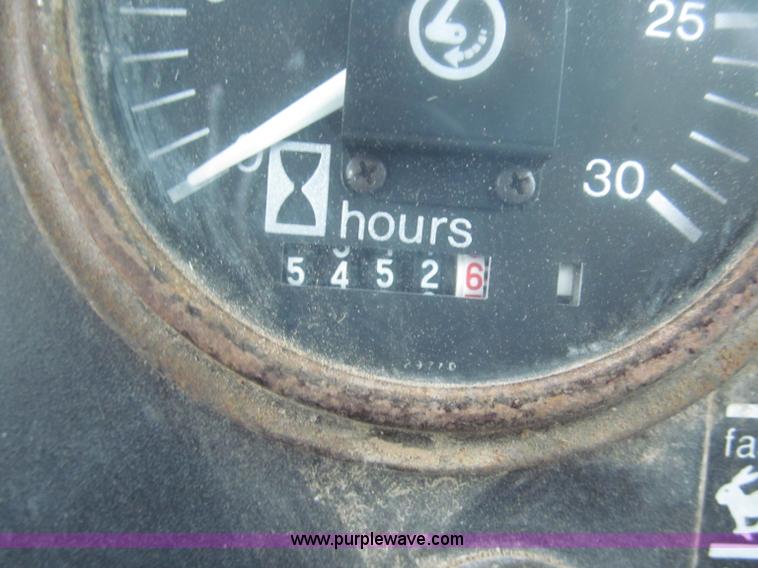 image for item F7180 Allis Chalmers AC7000 tractor