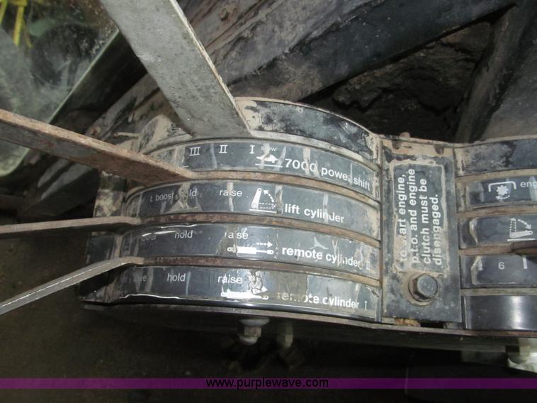 image for item F7180 Allis Chalmers AC7000 tractor