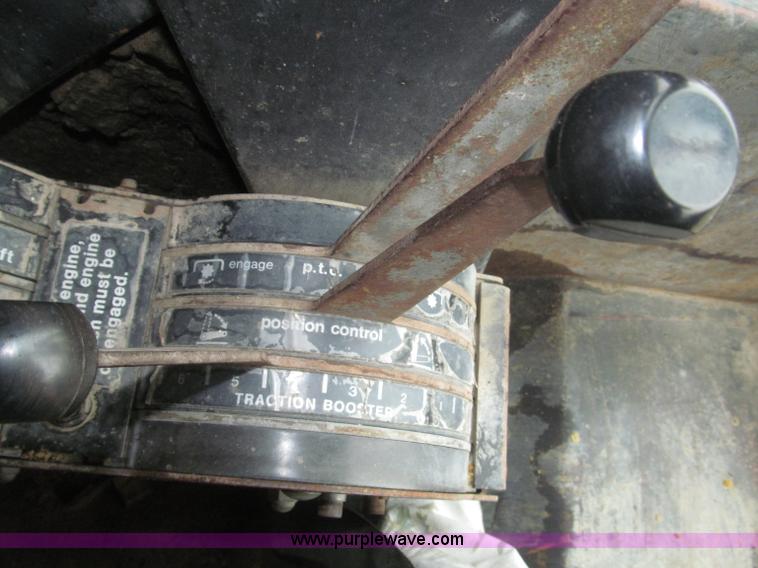 image for item F7180 Allis Chalmers AC7000 tractor