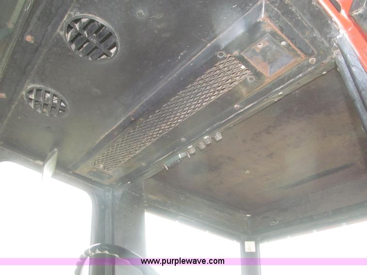 image for item F7180 Allis Chalmers AC7000 tractor