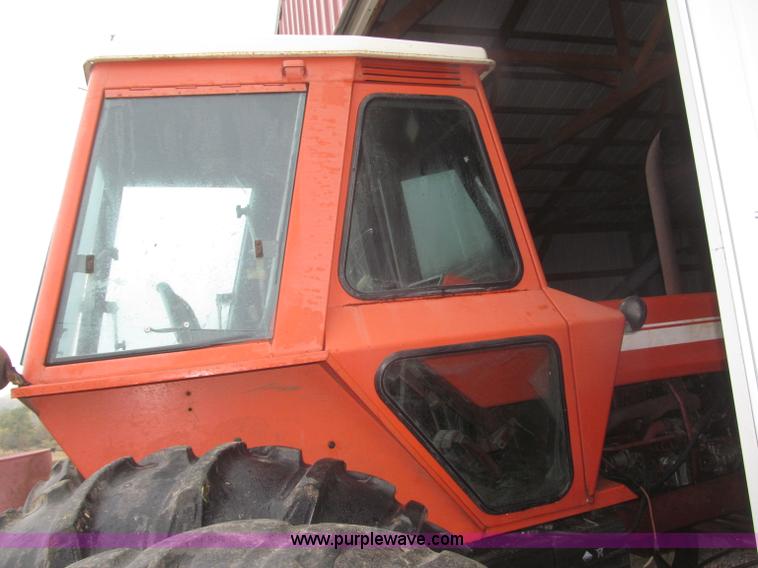 image for item F7180 Allis Chalmers AC7000 tractor