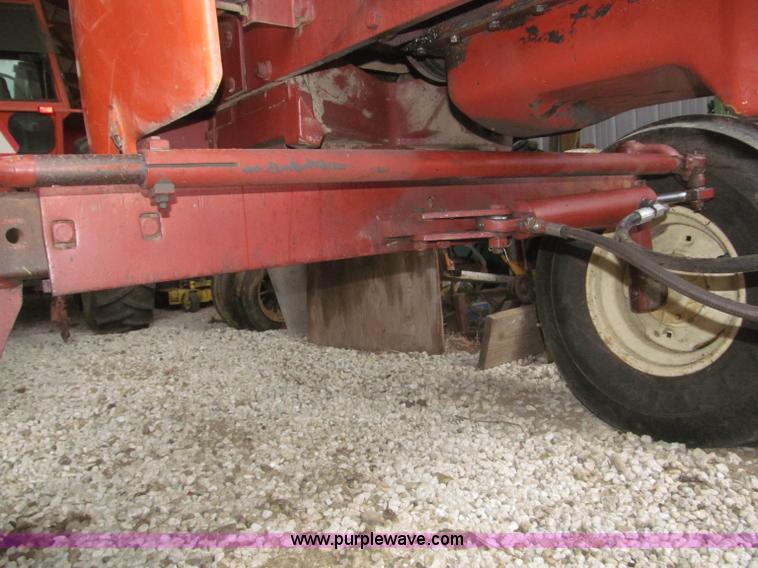 image for item F7180 Allis Chalmers AC7000 tractor