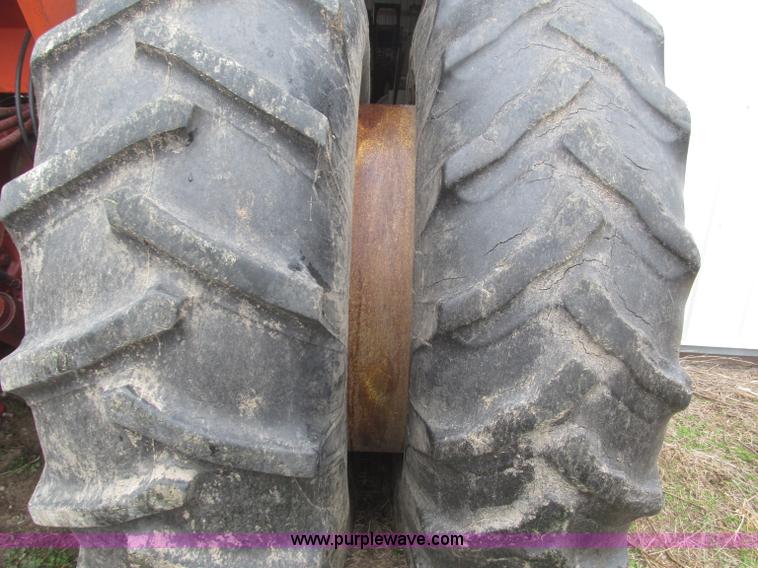 image for item F7180 Allis Chalmers AC7000 tractor