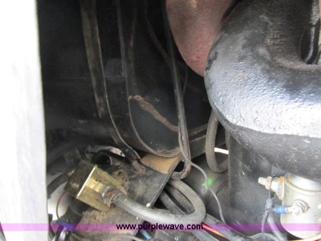 image for item G8922 White 2-135 Field Boss tractor