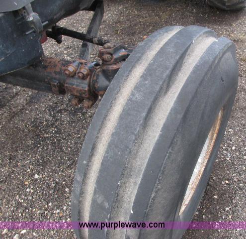 image for item G8922 White 2-135 Field Boss tractor