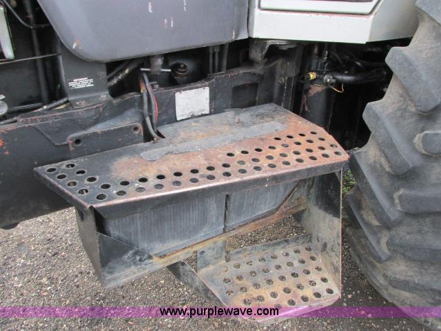 image for item G8922 White 2-135 Field Boss tractor