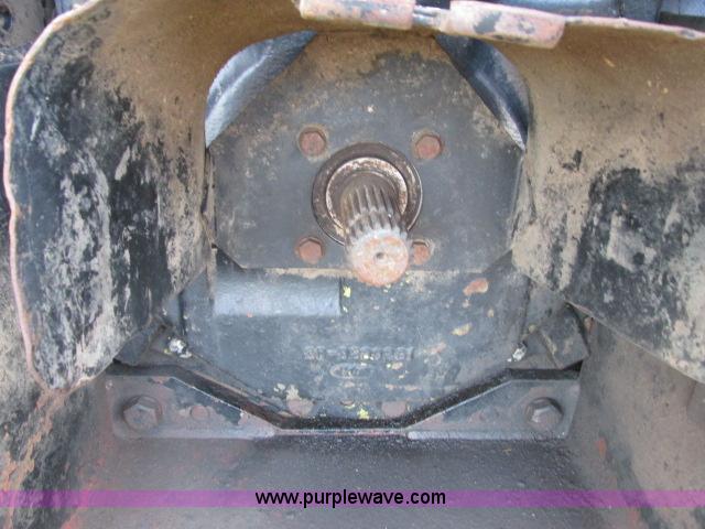 image for item G8922 White 2-135 Field Boss tractor