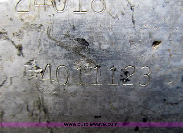 image for item G8922 White 2-135 Field Boss tractor