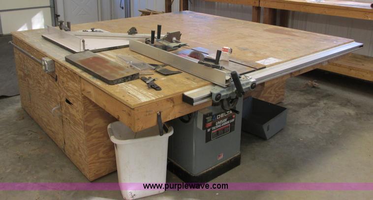 image for item G8935 Delta Unisaw table saw