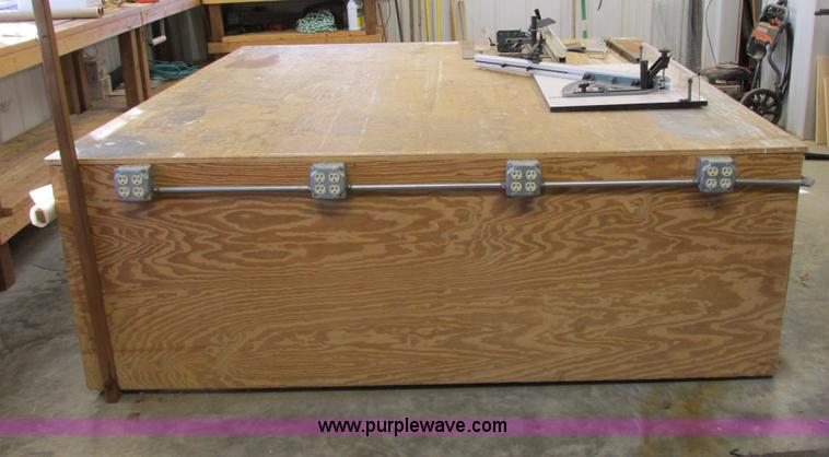 image for item G8935 Delta Unisaw table saw