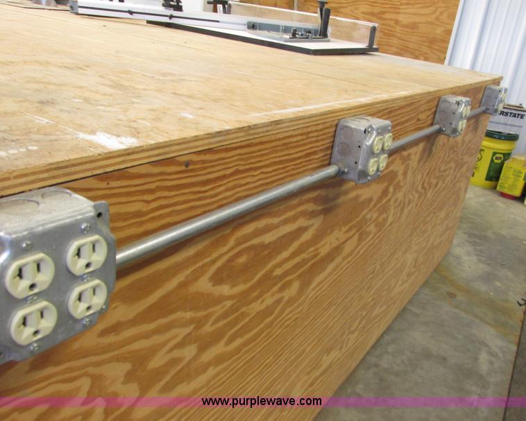 image for item G8935 Delta Unisaw table saw