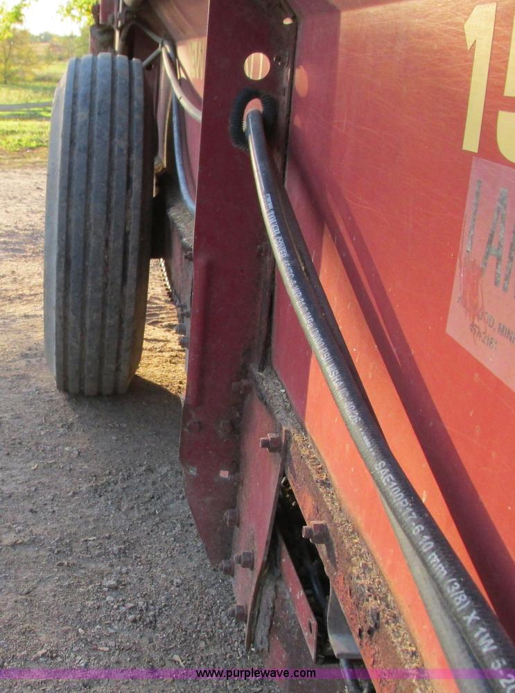 image for item G8945 New Holland 155 manure spreader