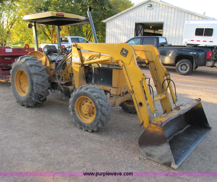 image for item G8946 John Deere 2155 tractor