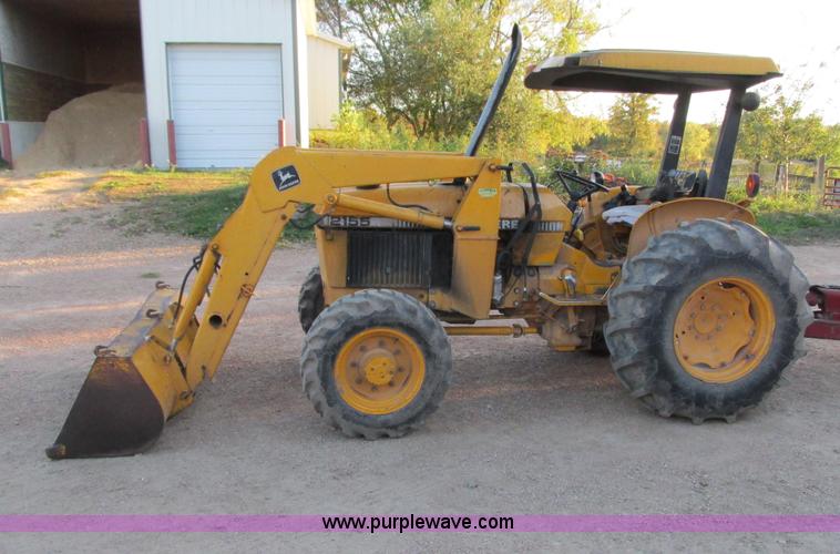image for item G8946 John Deere 2155 tractor