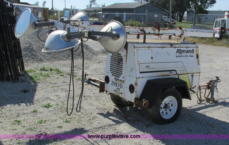 image for item I4220 Allmand Night-Lite Pro light tower