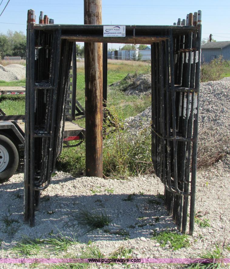 image for item I4221 Granite Industries scaffolding