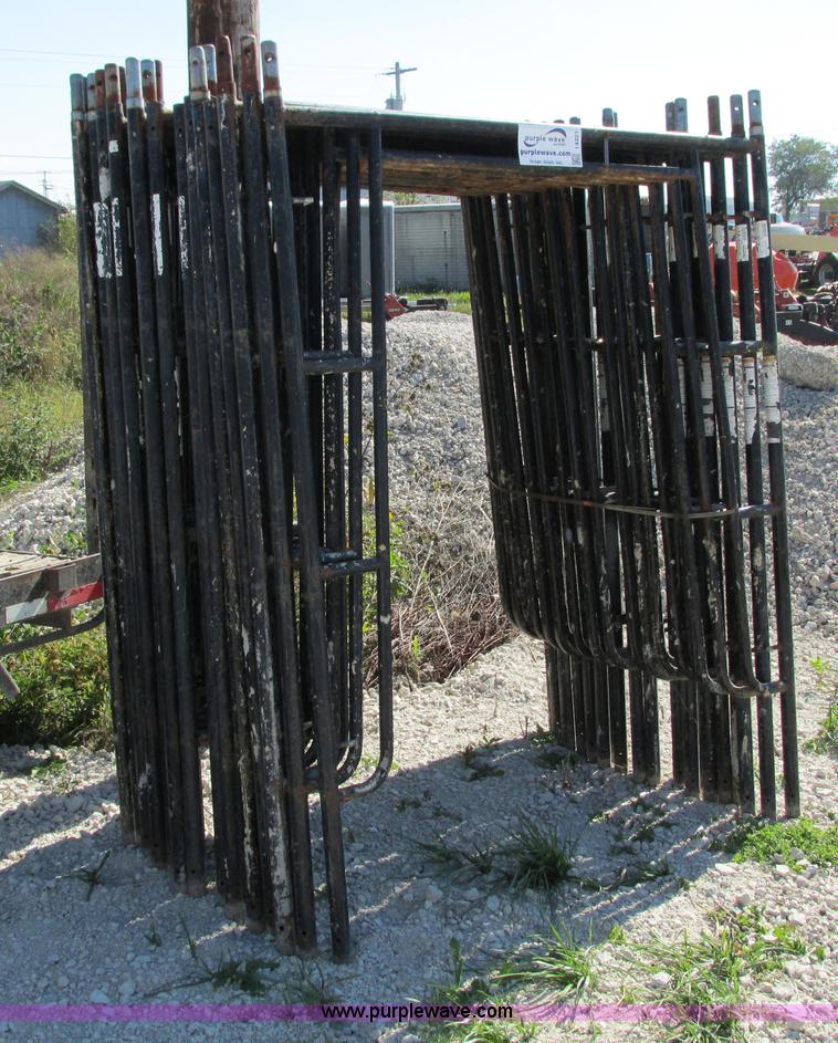 image for item I4221 Granite Industries scaffolding