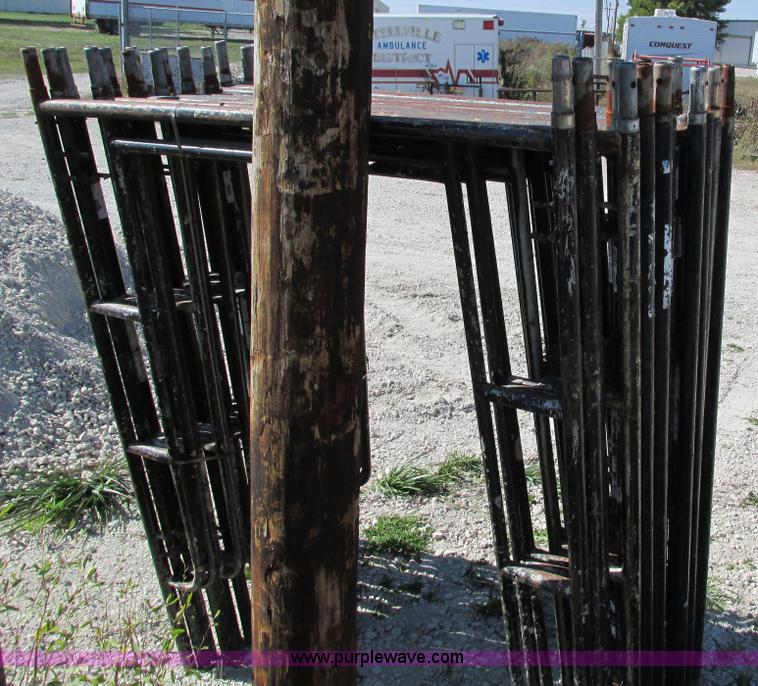 image for item I4221 Granite Industries scaffolding