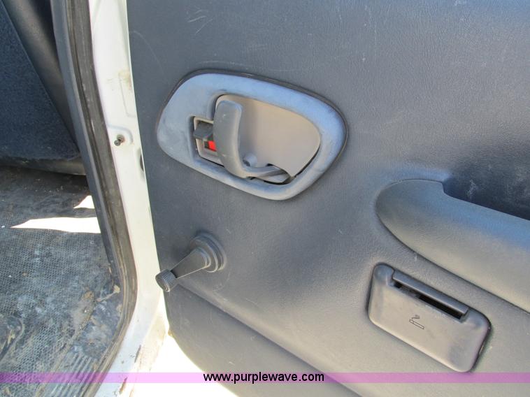 image for item I4224 1995 Chevrolet Suburban K2500 SUV