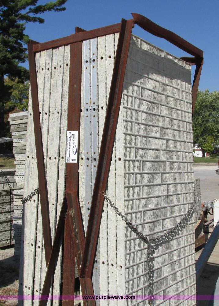 image for item I4227 (13) Symons Silver aluminum concrete forms