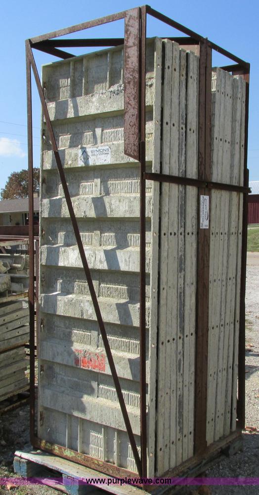 image for item I4228 (15) Symons Silver aluminum concrete forms