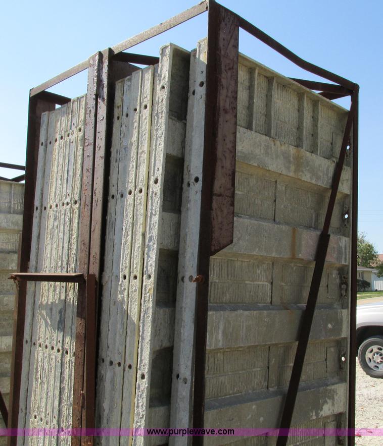 image for item I4230 (17) Symons Silver aluminum concrete forms