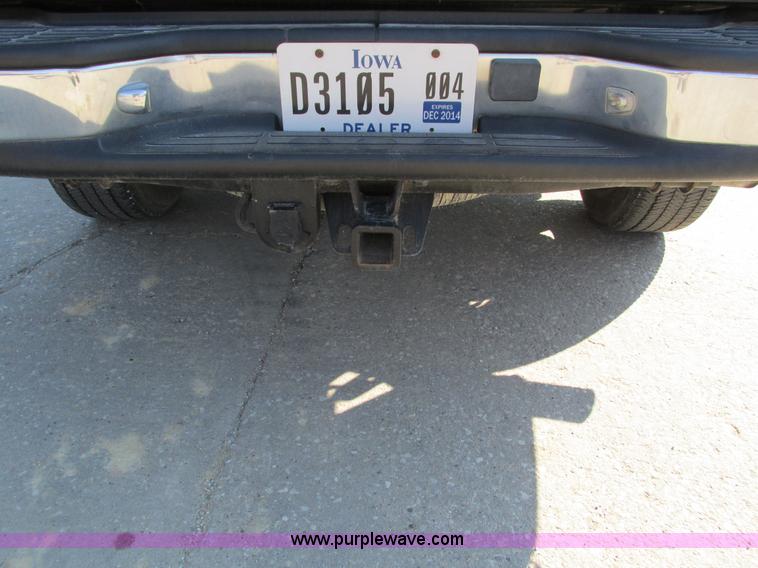 image for item I4233 2002 Chevrolet Tahoe SUV