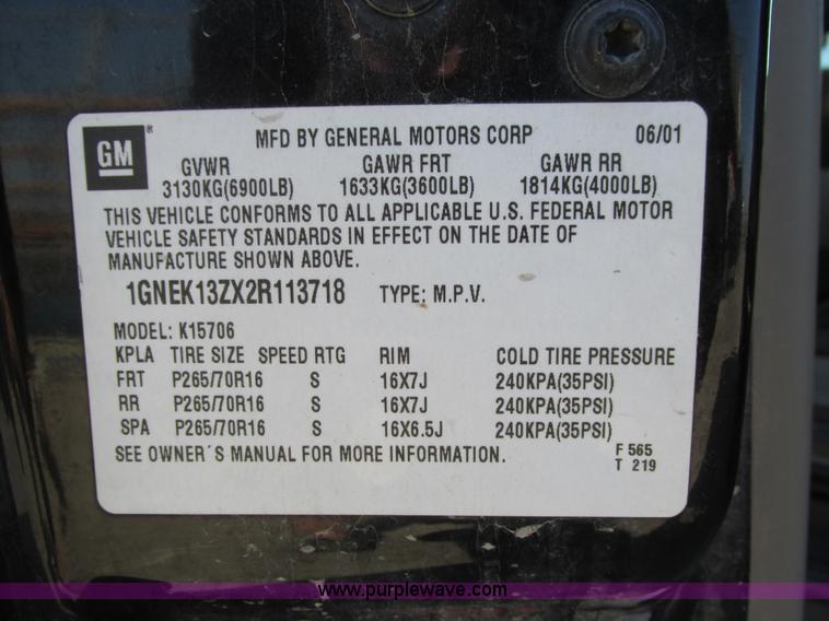 image for item I4233 2002 Chevrolet Tahoe SUV