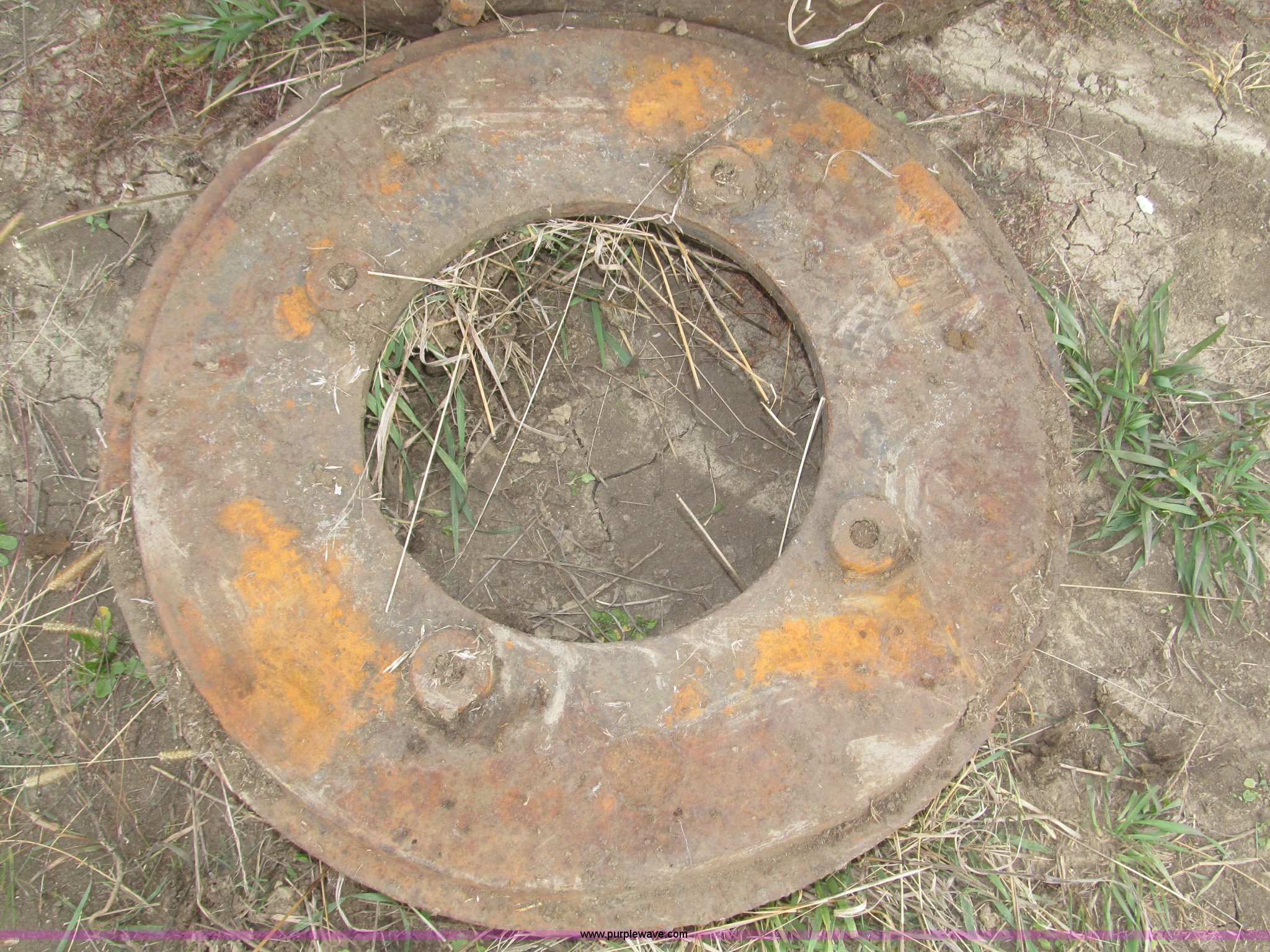 (2) International Harvester wheel weights in Eagle, NE Item AE9389
