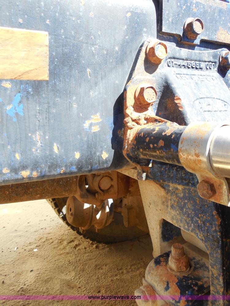 image for item E7548 1988 Peterbilt 379 semi truck