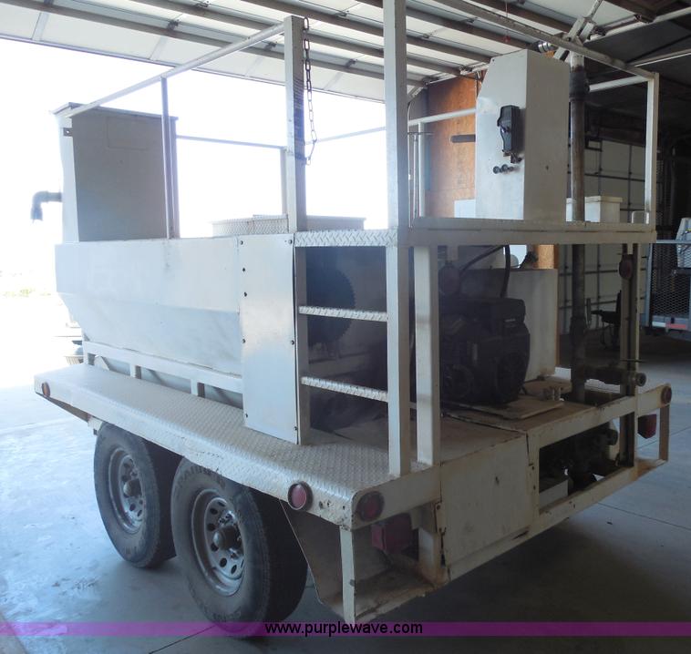 image for item E7734 Bowie Victor 800 Hydro mulcher