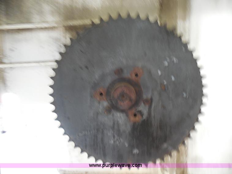 image for item E7734 Bowie Victor 800 Hydro mulcher