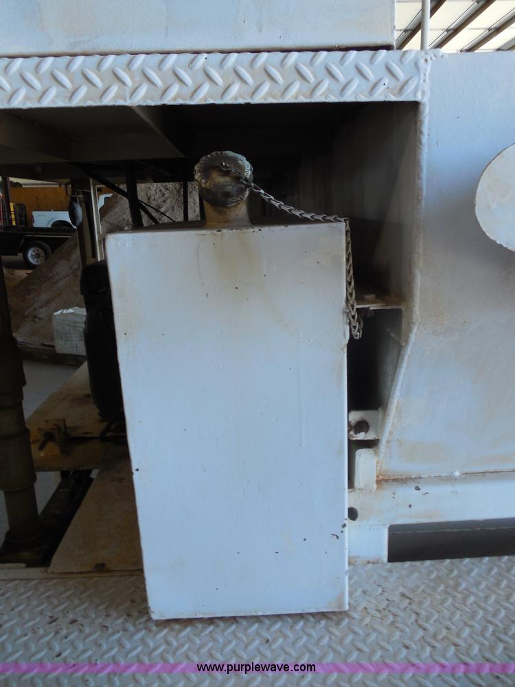 image for item E7734 Bowie Victor 800 Hydro mulcher