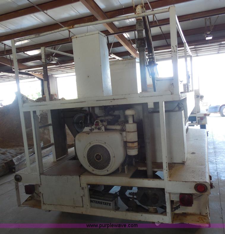 image for item E7735 Bowie Victor 800 Hydro mulcher